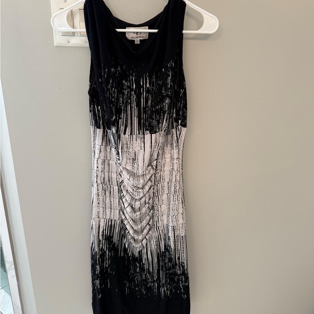 SD Collection Black and White Patterned Midi Dress